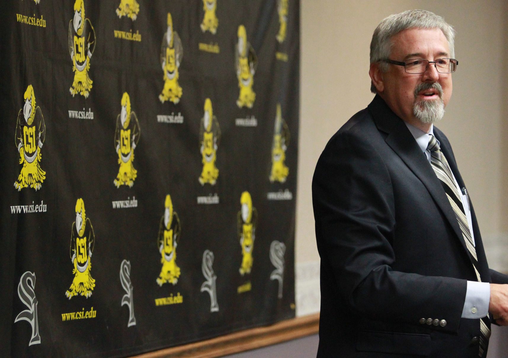 Former NIC coach Phay is Introduced as CSI Mens Baskeball Coach